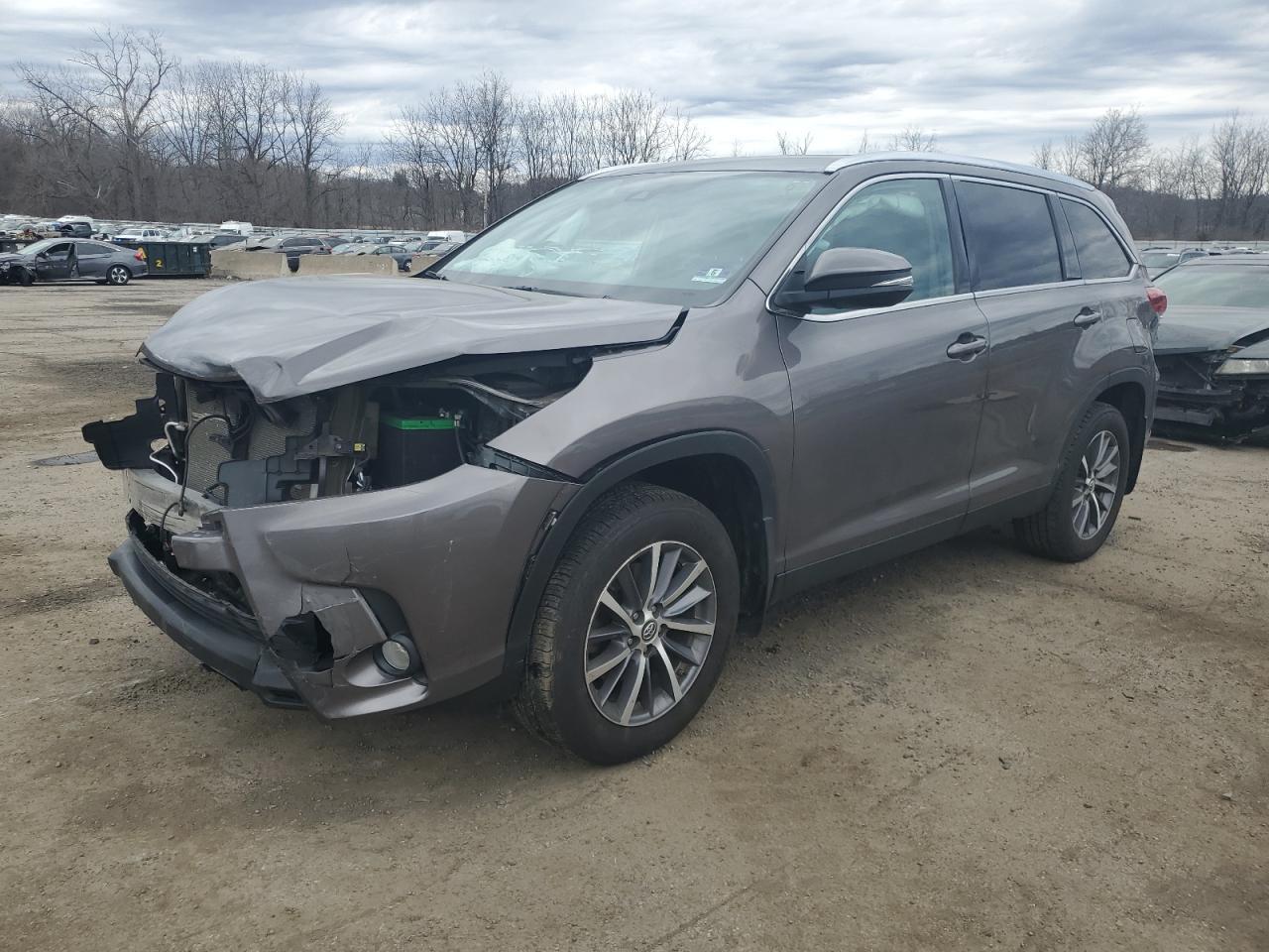 2019 TOYOTA HIGHLANDER