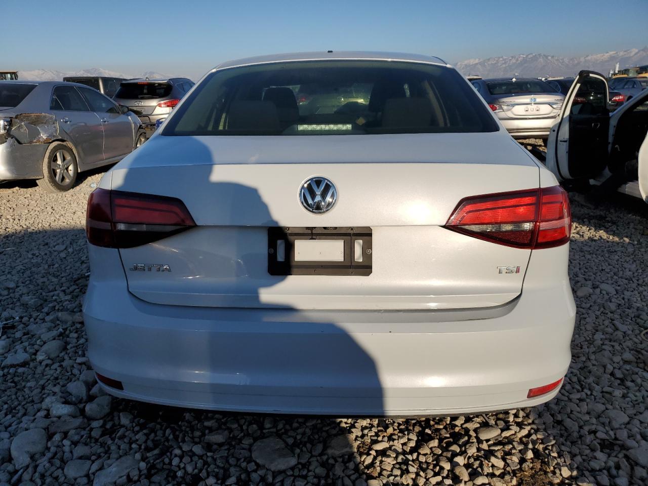 2017 VOLKSWAGEN JETTA S - Image 6