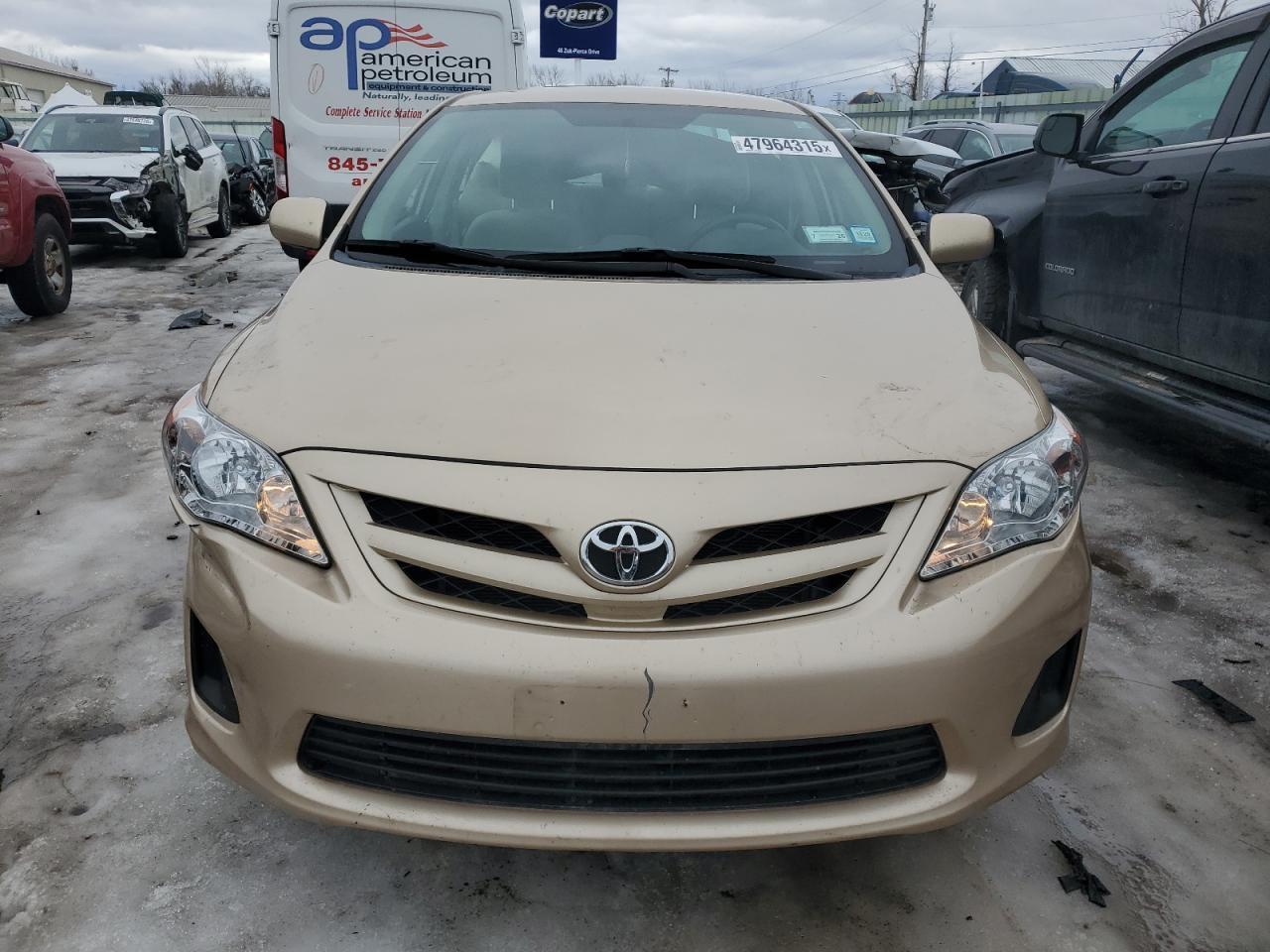 2013 TOYOTA COROLLA BA - Фото 5