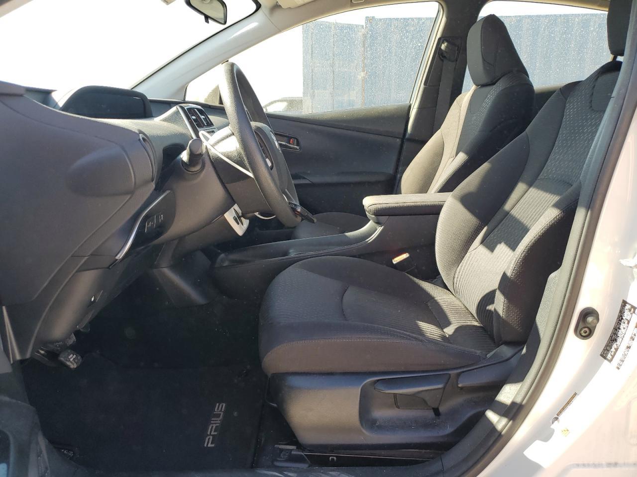 2016 TOYOTA PRIUS - Фото 7