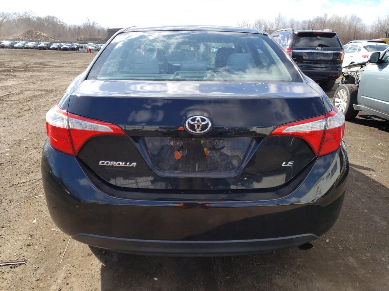 2014 TOYOTA COROLLA L - Image 6