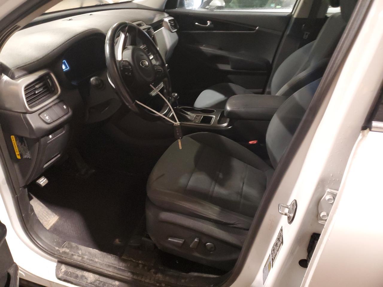 2016 KIA SORENTO LX - Image 7