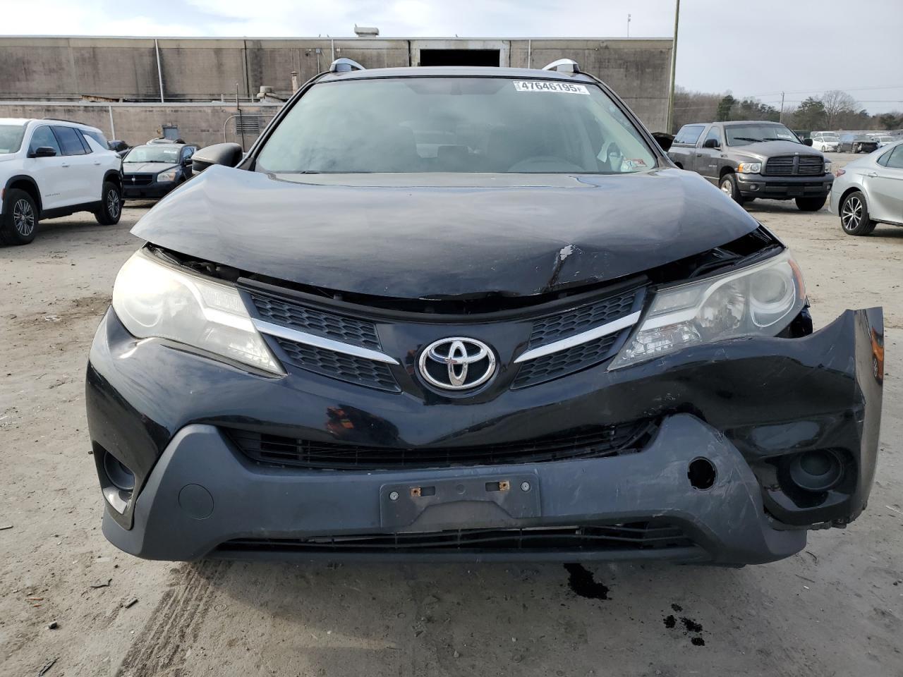 2014 TOYOTA RAV4 LE - Image 5