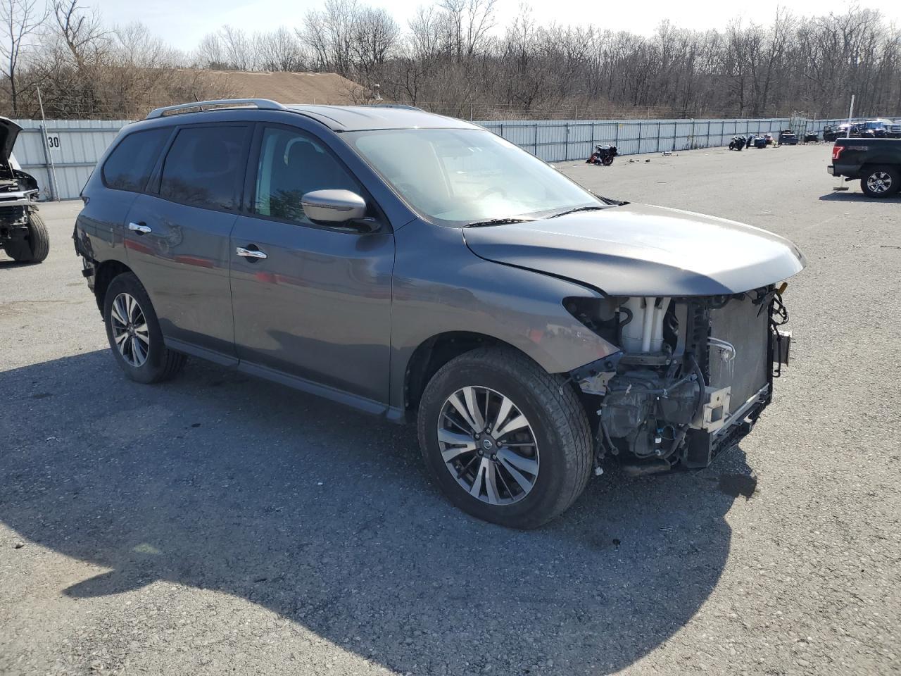 2017 NISSAN PATHFINDER - Image 4
