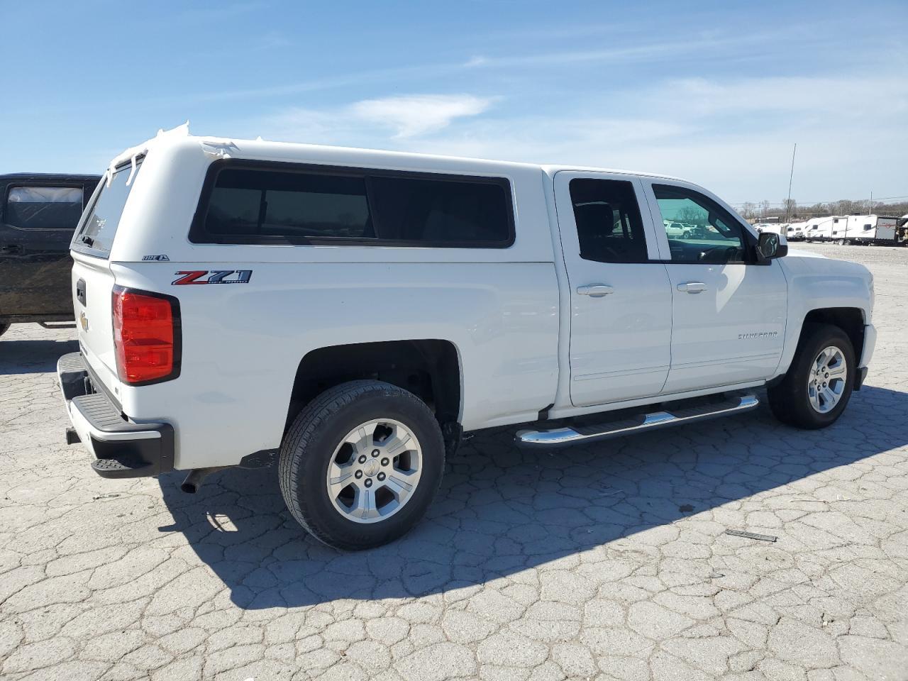 2018 CHEVROLET SILVERADO - Image 3