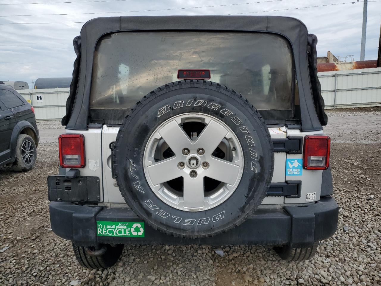 2010 JEEP WRANGLER U - Image 6
