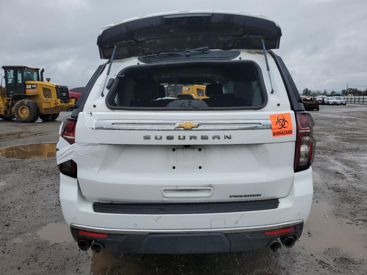 2023 CHEVROLET SUBURBAN C - Фото 6