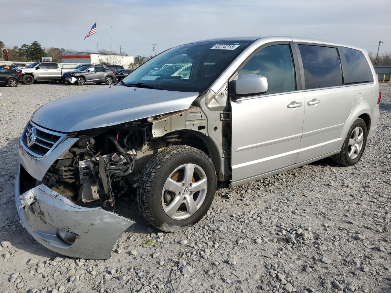2010 VOLKSWAGEN ROUTAN SE