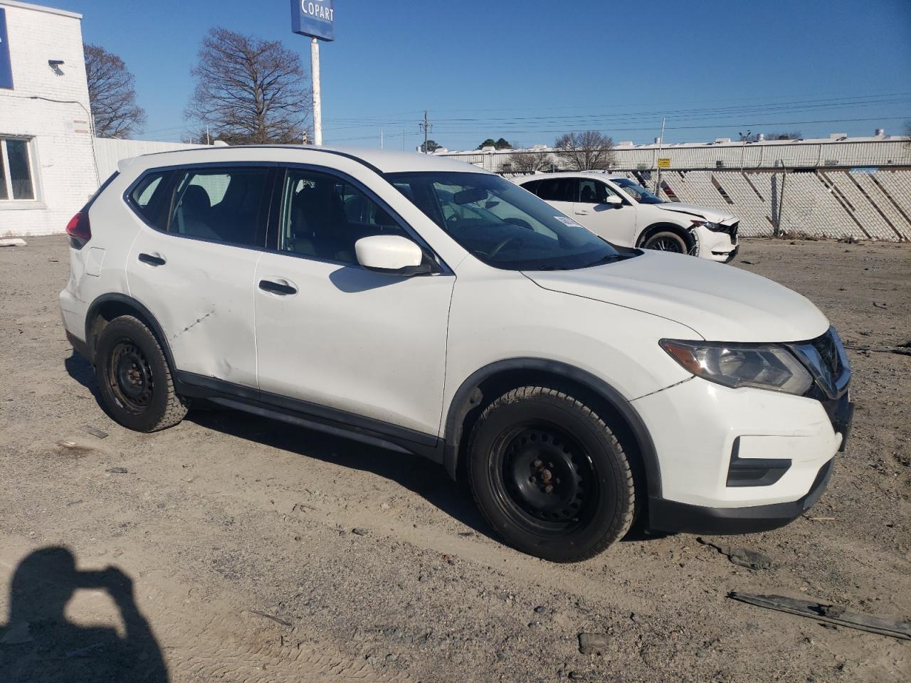 2018 NISSAN ROGUE S - Image 4