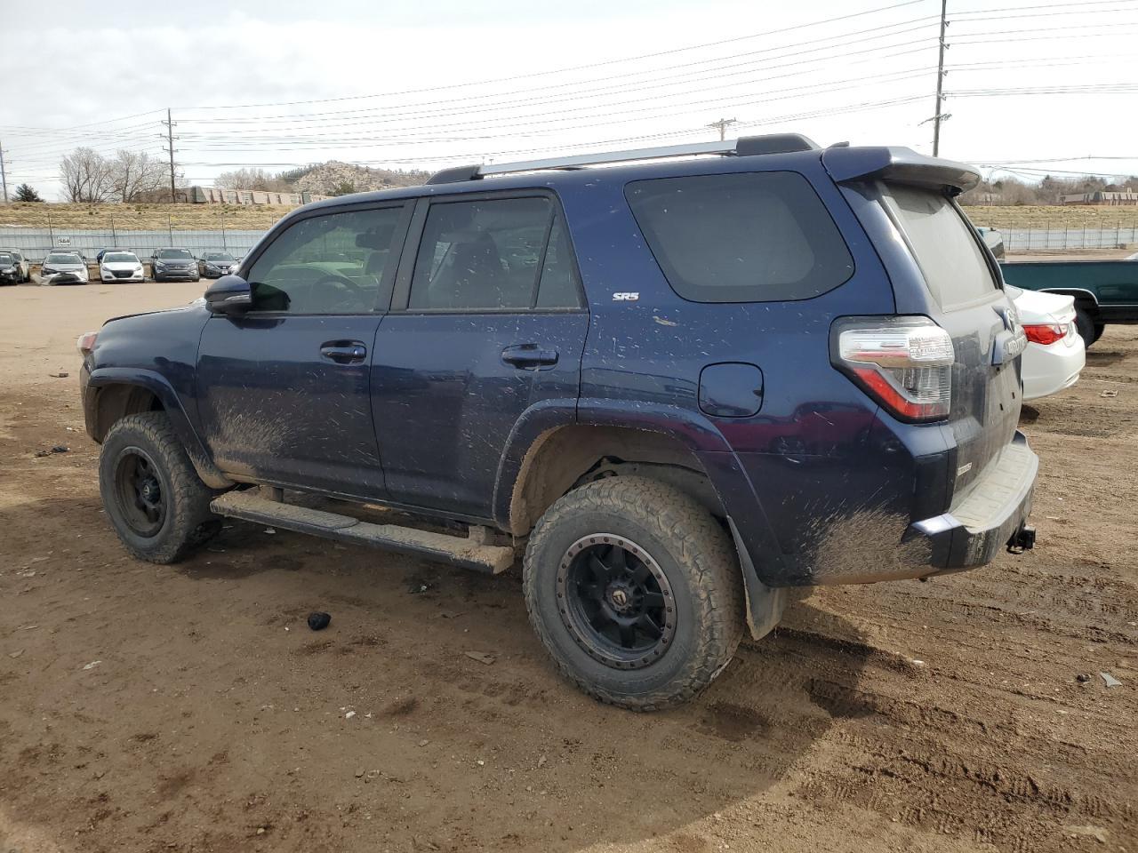 2019 TOYOTA 4RUNNER SR - Фото 2