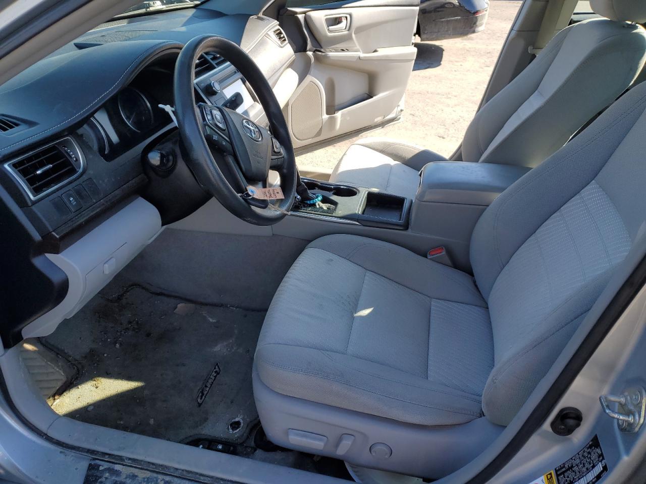 2016 TOYOTA CAMRY LE - Фото 7