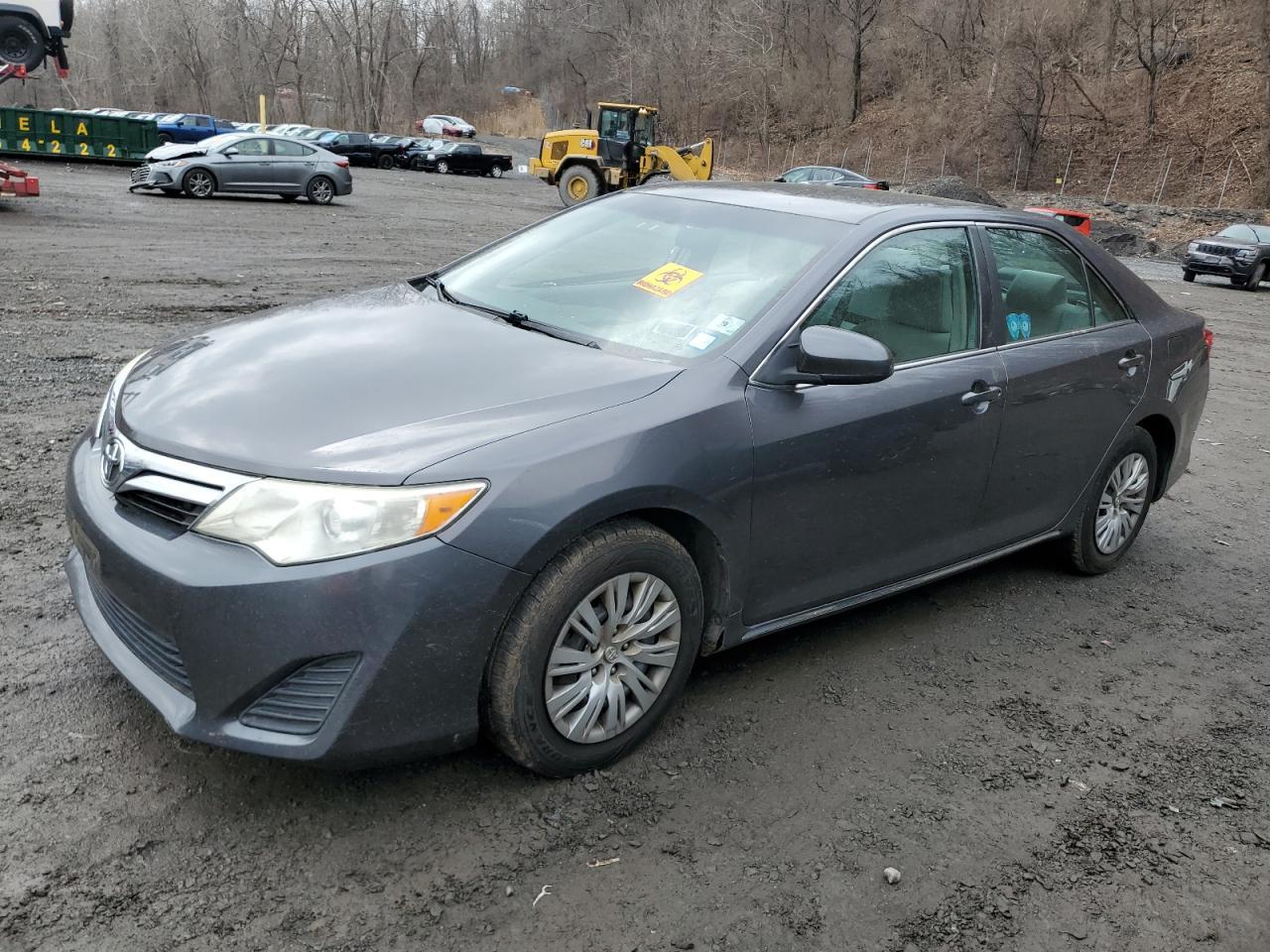 2014 TOYOTA CAMRY L