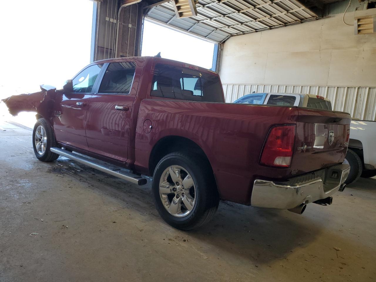 2015 RAM 1500 SLT - Image 2