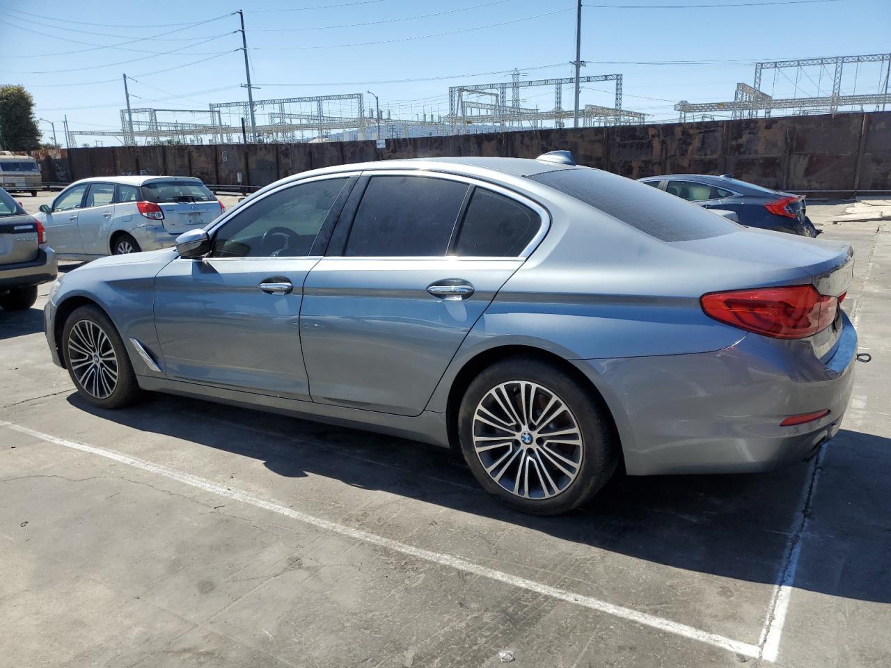 2018 BMW 530 I - Image 2