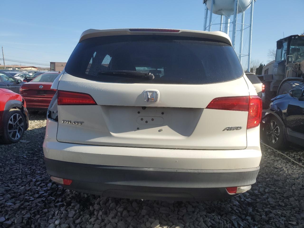 2017 HONDA PILOT EXL - Image 6