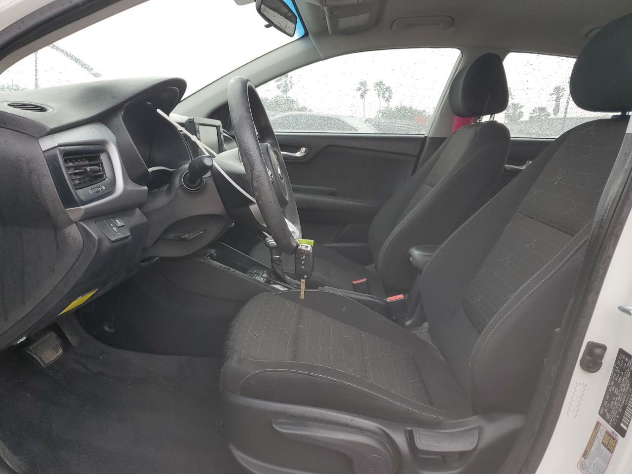 2020 KIA RIO LX - Фото 7
