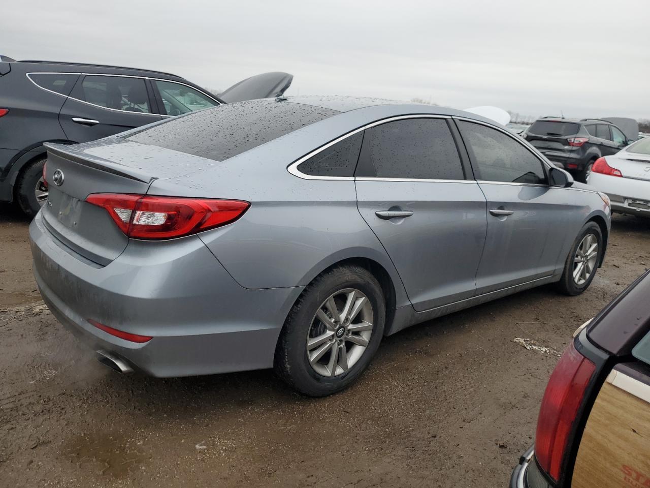 2017 HYUNDAI SONATA SE - Image 3