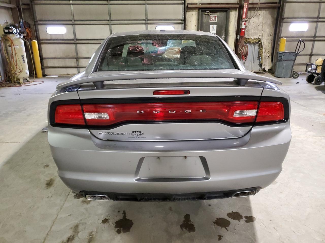 2013 DODGE CHARGER SE - Фото 6