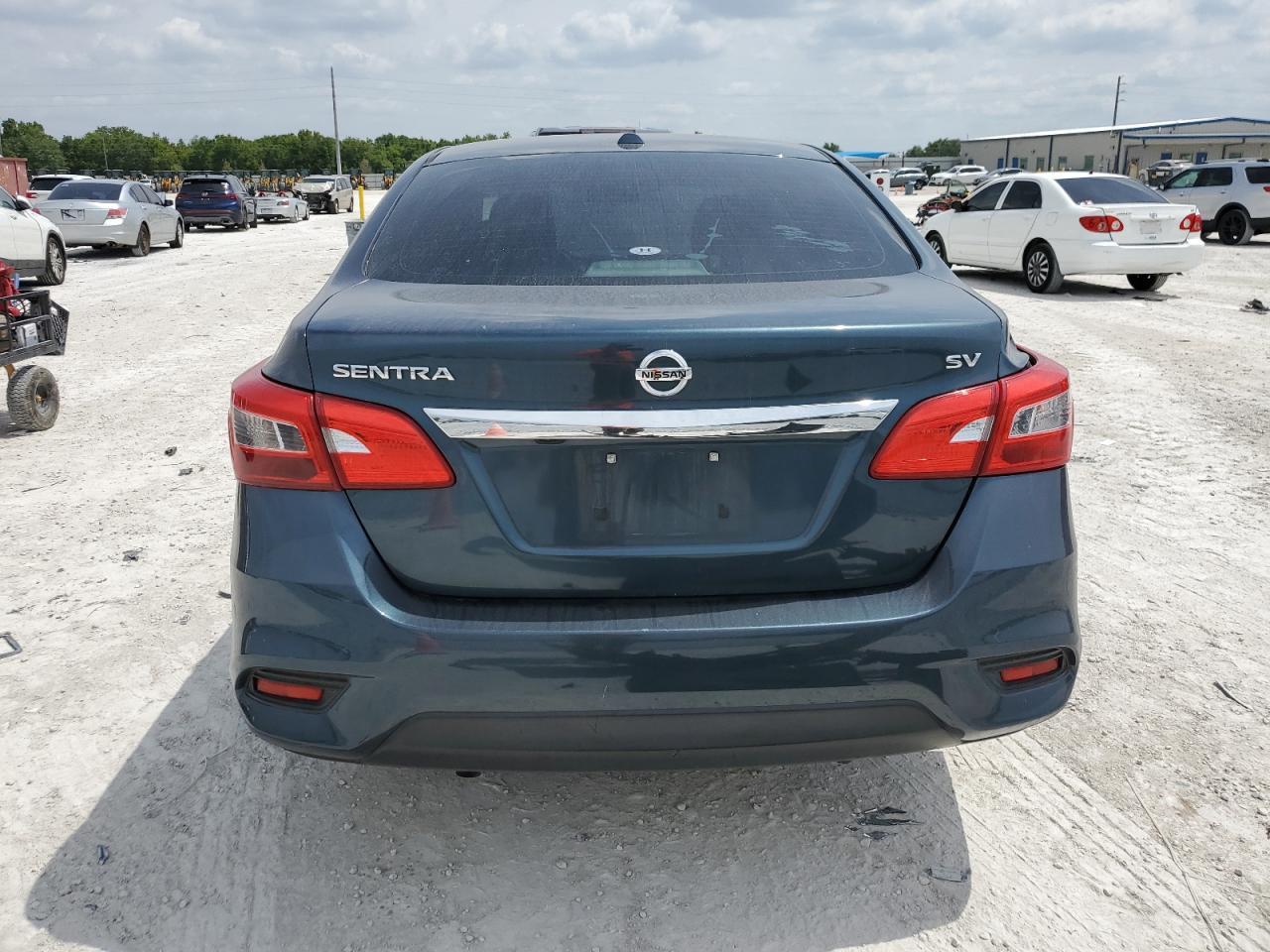 2017 NISSAN SENTRA S - Фото 6