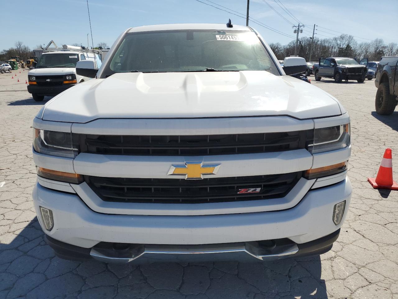 2018 CHEVROLET SILVERADO - Image 5
