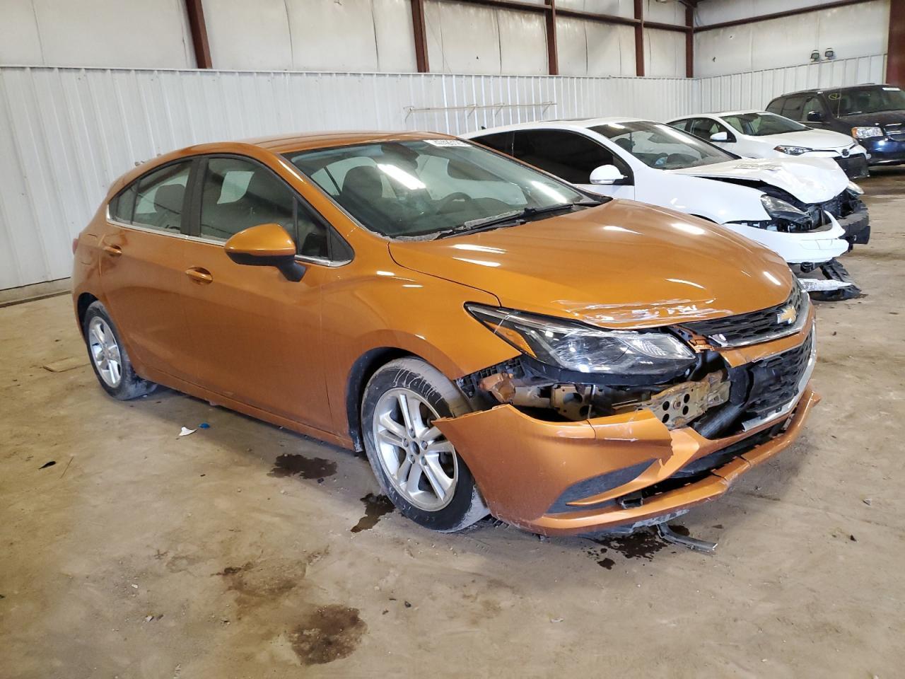 2017 CHEVROLET CRUZE LT - Image 4