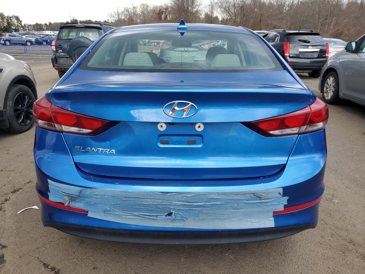 2018 HYUNDAI ELANTRA SE - Image 6
