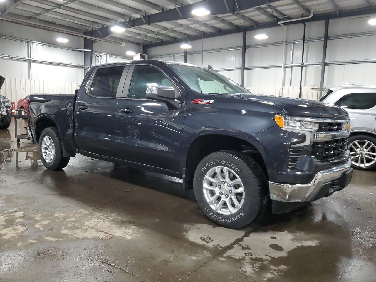 2024 CHEVROLET SILVERADO - Image 4