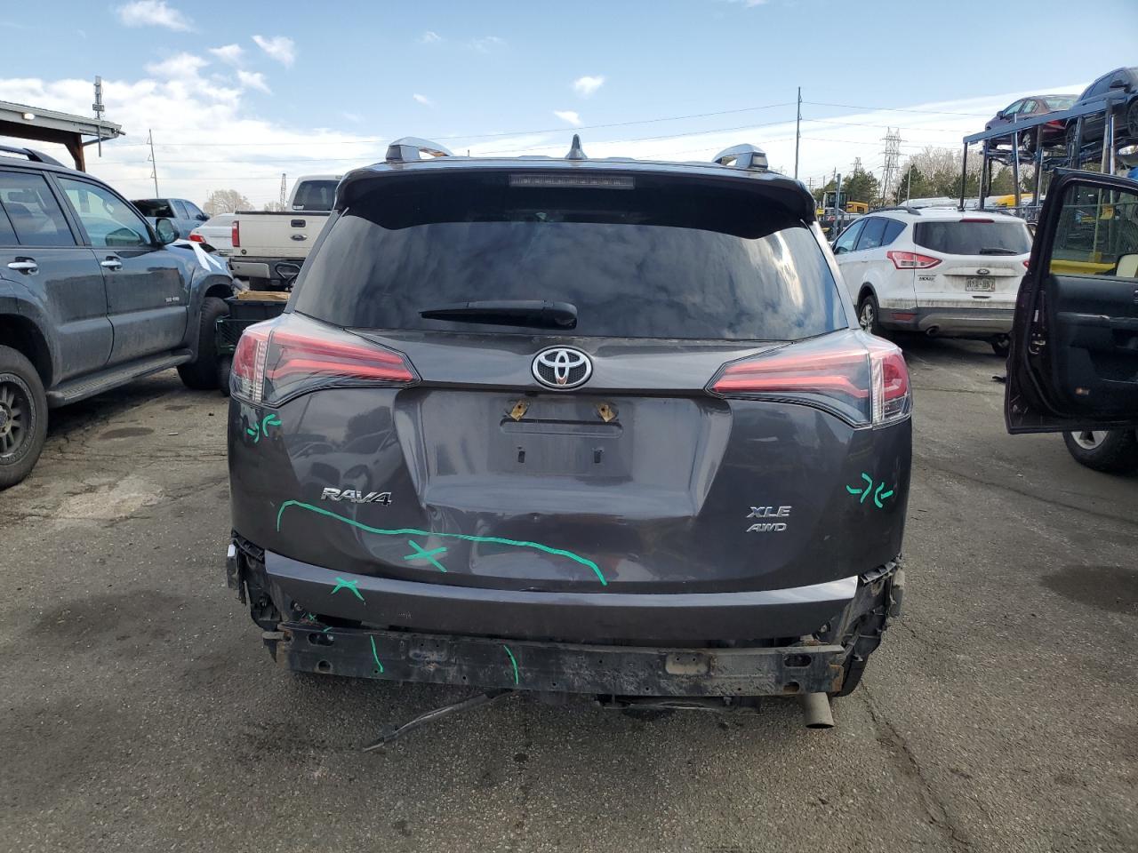 2016 TOYOTA RAV4 XLE - Image 6