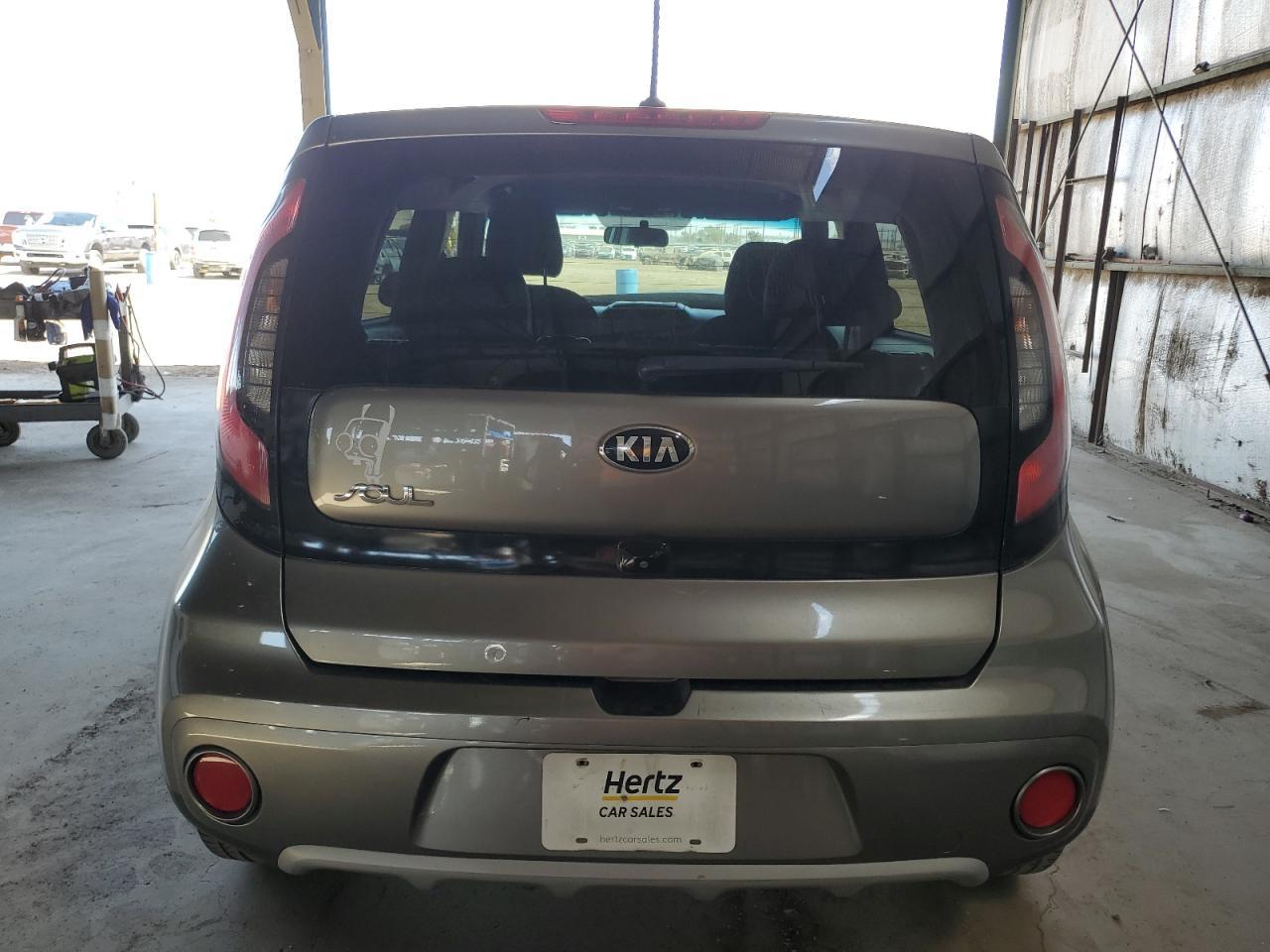 2019 KIA SOUL + - Image 6