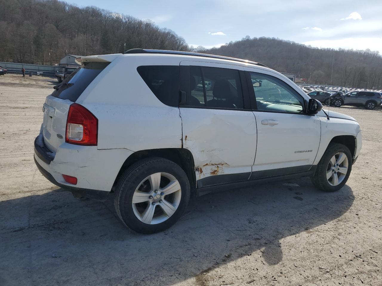 2011 JEEP COMPASS SP - Image 3