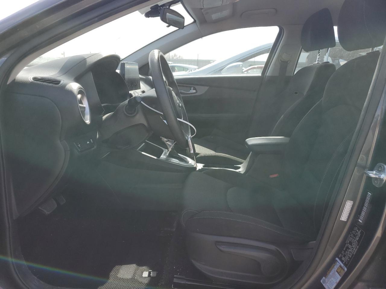 2021 KIA FORTE FE - Image 7