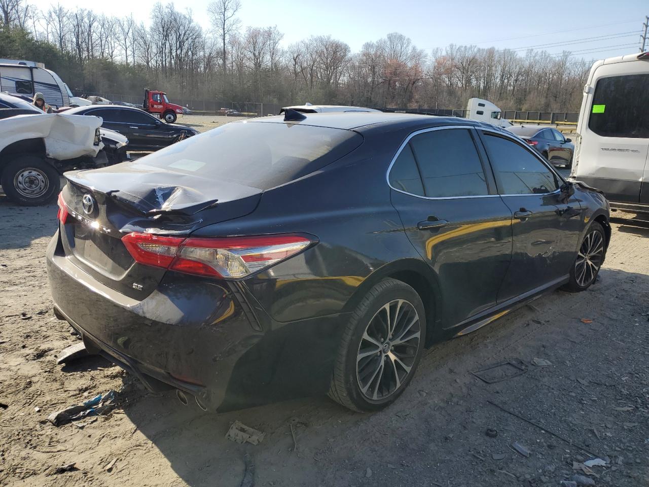 2019 TOYOTA CAMRY L - Image 3