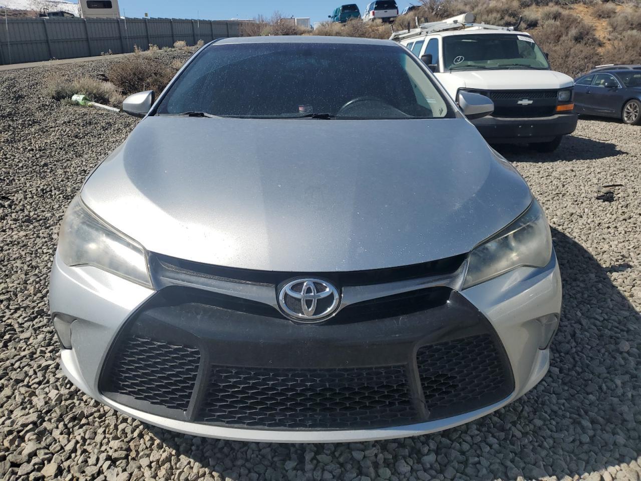 2016 TOYOTA CAMRY LE - Фото 5
