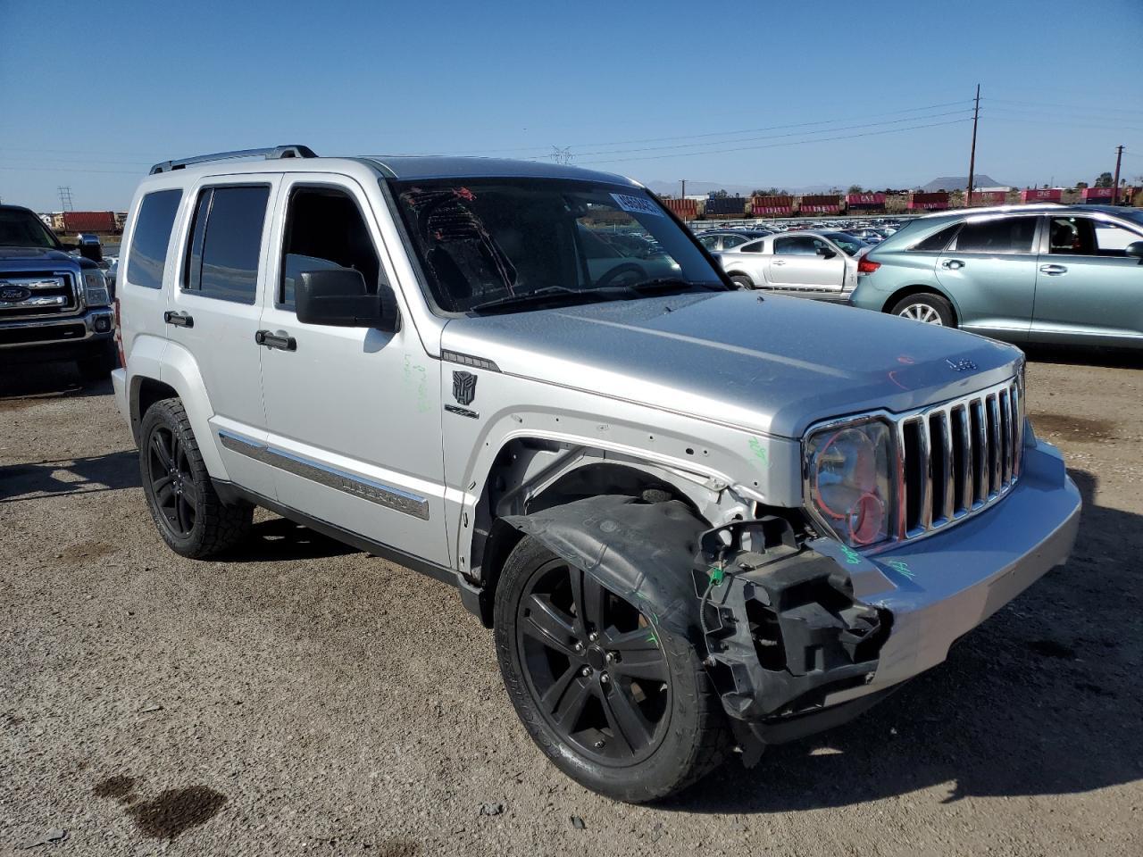 2011 JEEP LIBERTY LI - Фото 4
