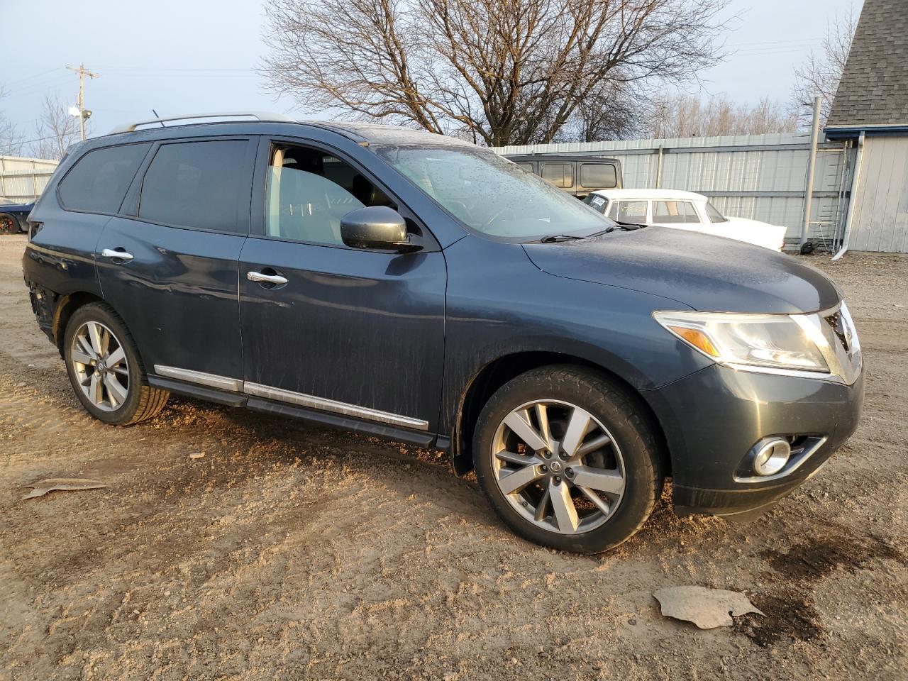 2013 NISSAN PATHFINDER - Image 4