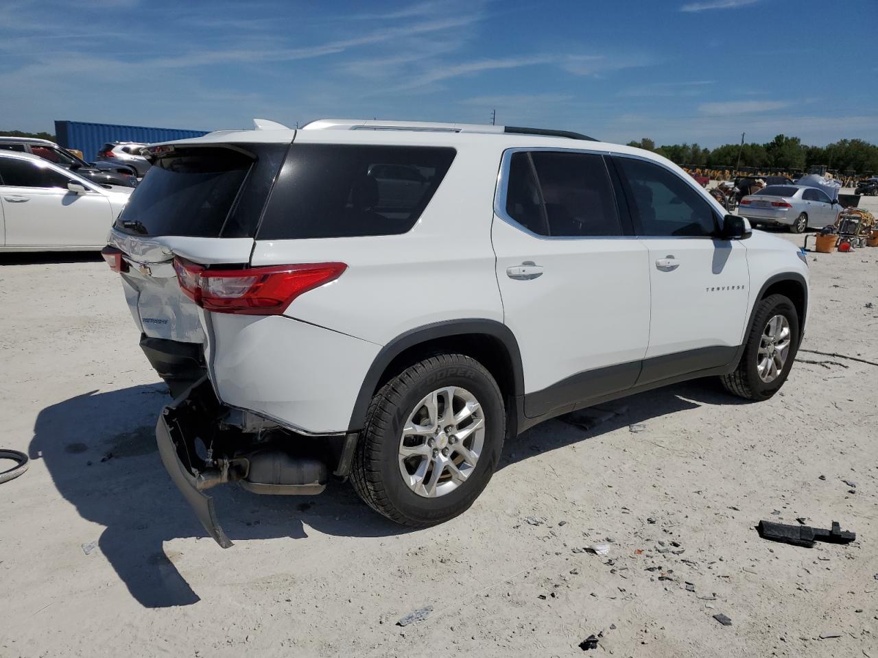 2018 CHEVROLET TRAVERSE L - Фото 3