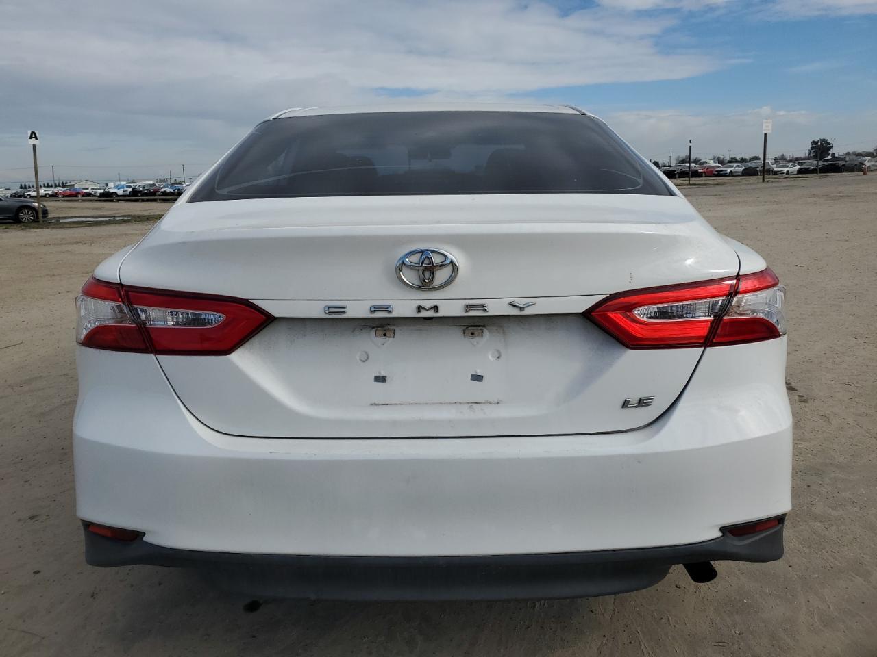 2018 TOYOTA CAMRY L - Image 6