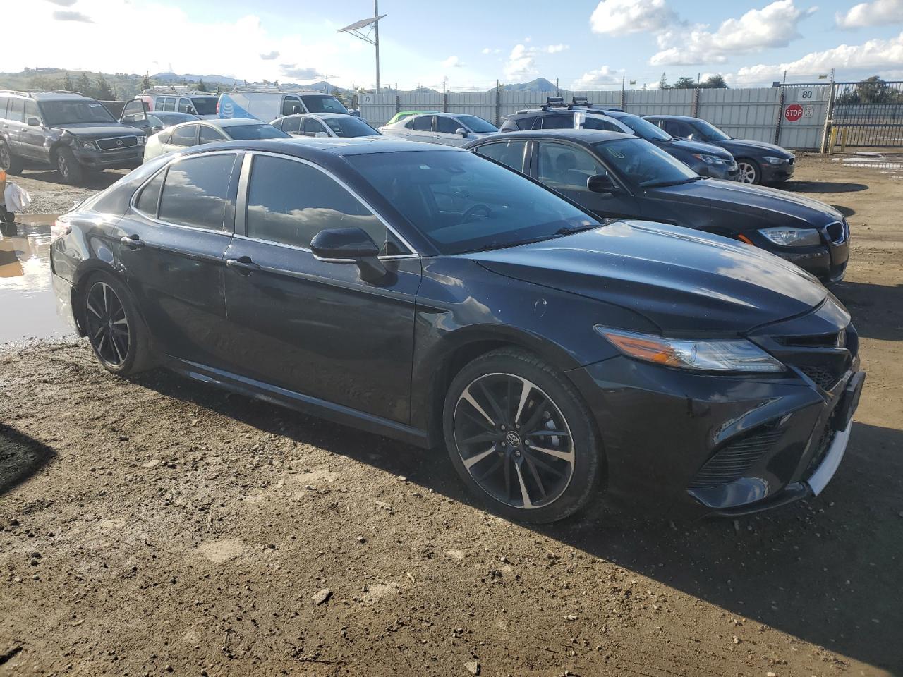 2018 TOYOTA CAMRY XSE - Image 4
