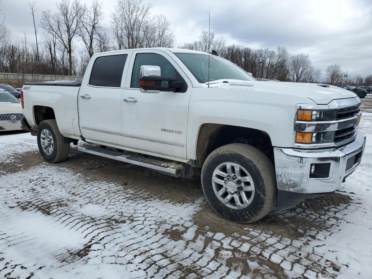 2018 CHEVROLET SILVERADO - Image 4