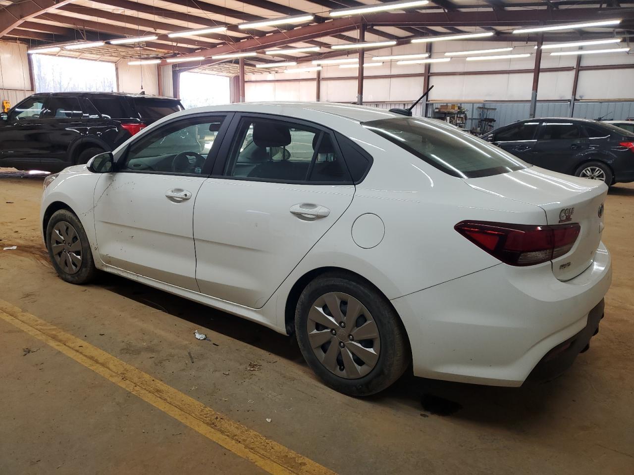 2020 KIA RIO LX - Фото 2