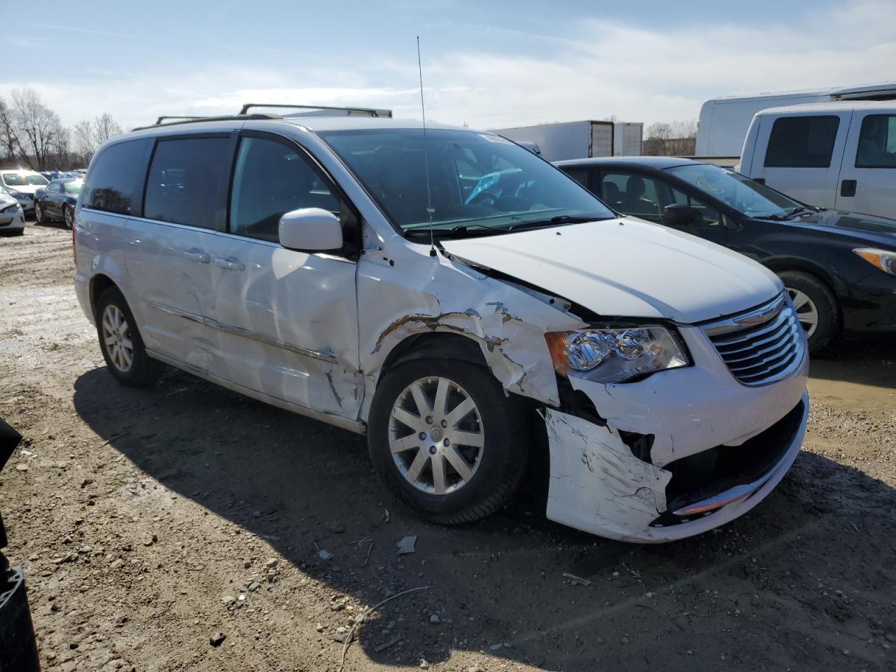 2014 CHRYSLER TOWN & COU - Фото 4