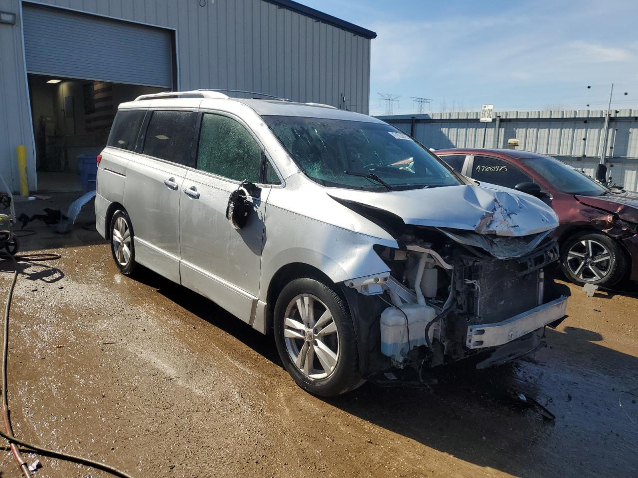 2011 NISSAN QUEST S - Image 4