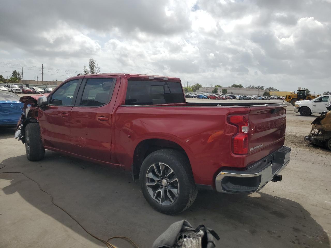 2023 CHEVROLET SILVERADO - Фото 2