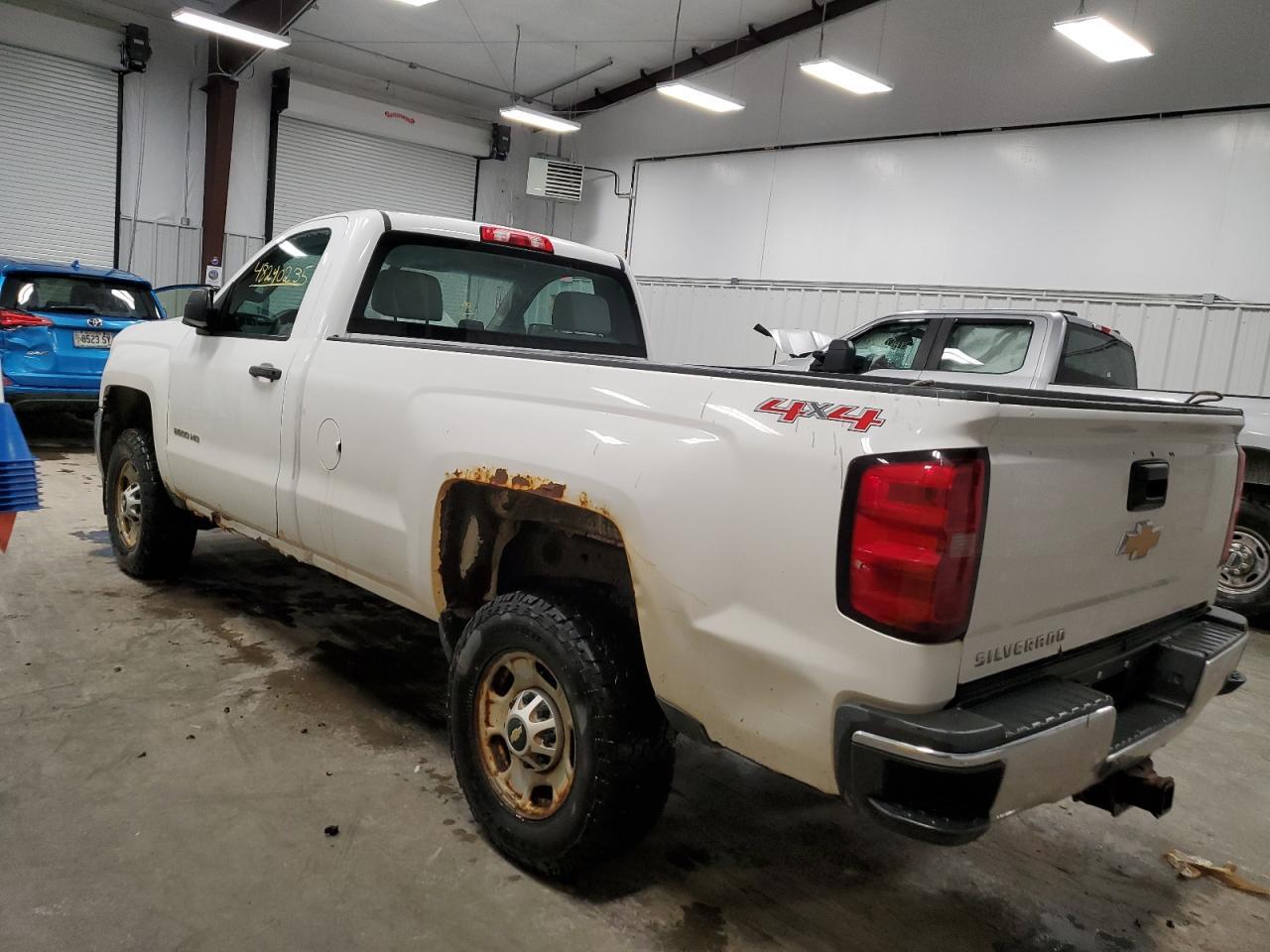 2015 CHEVROLET SILVERADO - Фото 2