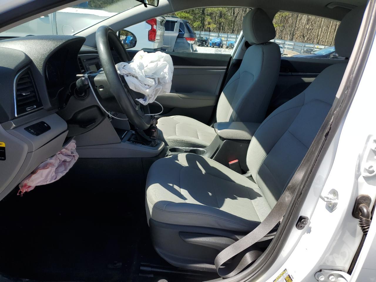 2017 HYUNDAI ELANTRA SE - Image 7
