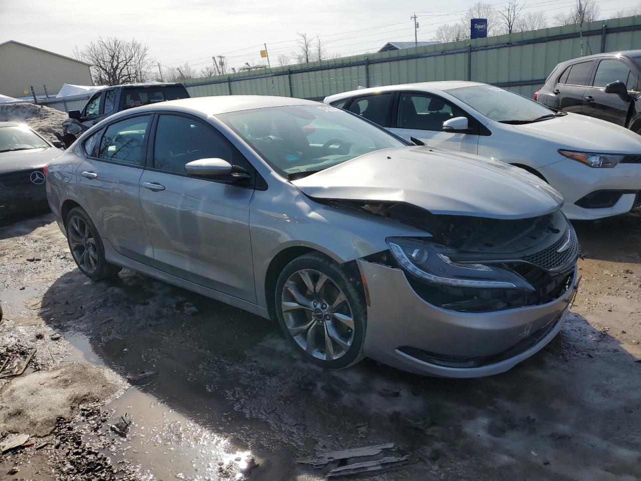 2015 CHRYSLER 200 S - Фото 4