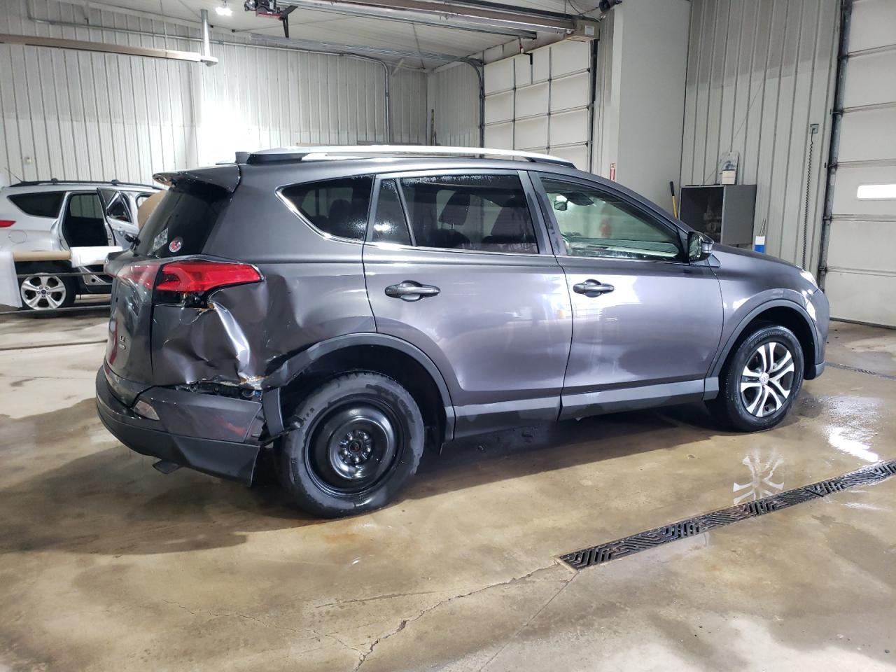 2017 TOYOTA RAV4 LE - Image 3