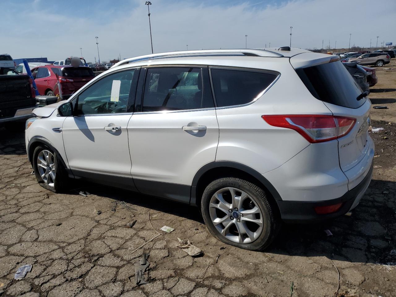 2016 FORD ESCAPE TIT - Фото 2