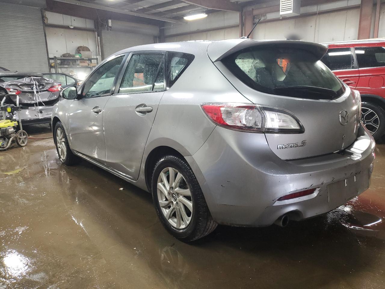 2013 MAZDA 3 I - Фото 2
