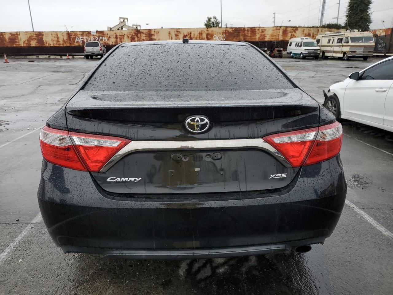 2015 TOYOTA CAMRY LE - Фото 6